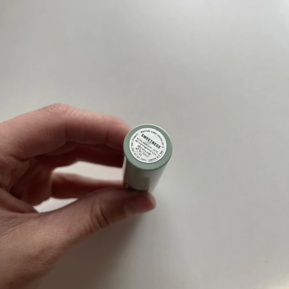 CLINIQUE Different Lipstick SWEETNESS in Green Tube Discontinued .14 oz Fullsize